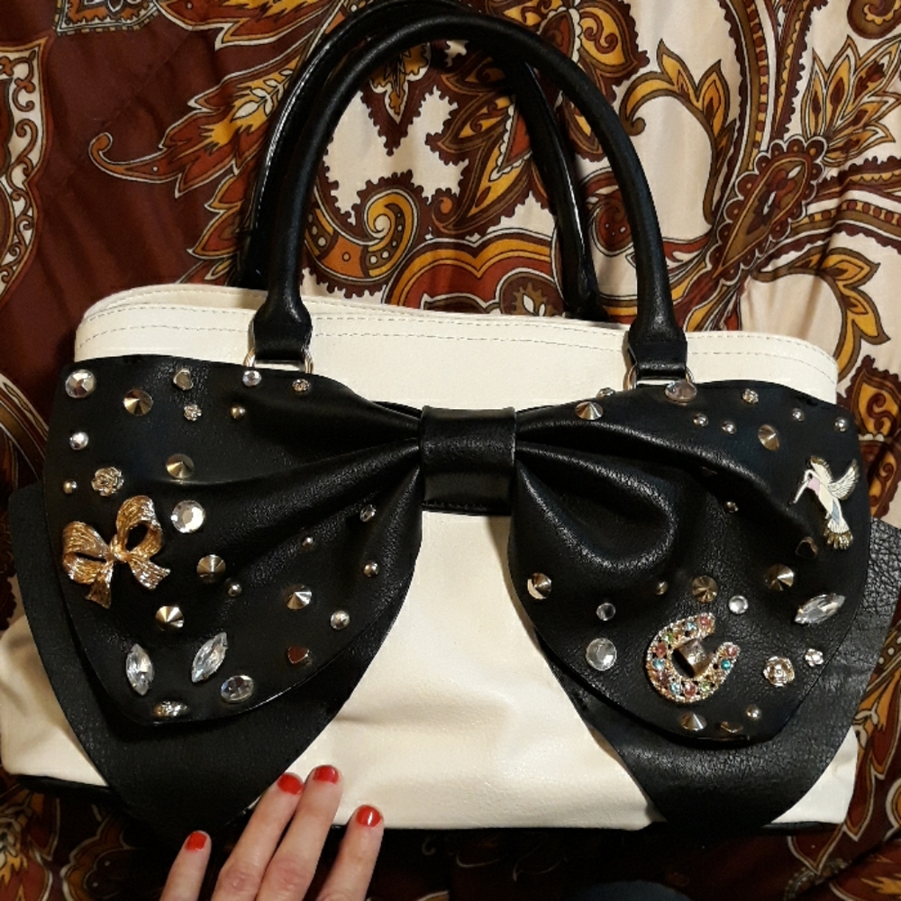 Betsey johnson handbag. Only used a couple times